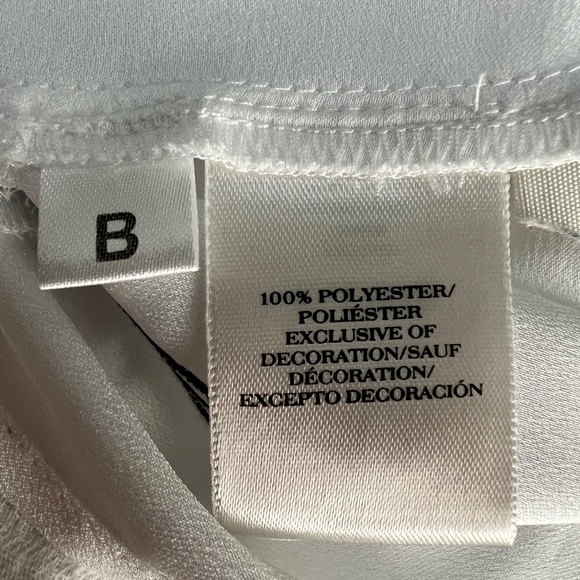 Ann Taylor blouse. Large - Picture 3 of 4